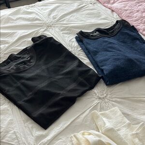 American Eagle Outfitters Black and Blue Short Sleeve Tees